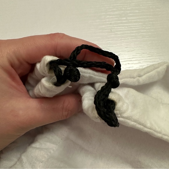 Pre-Owned Marc by Marc Jacobs (70% new) - Picture 16 of 16